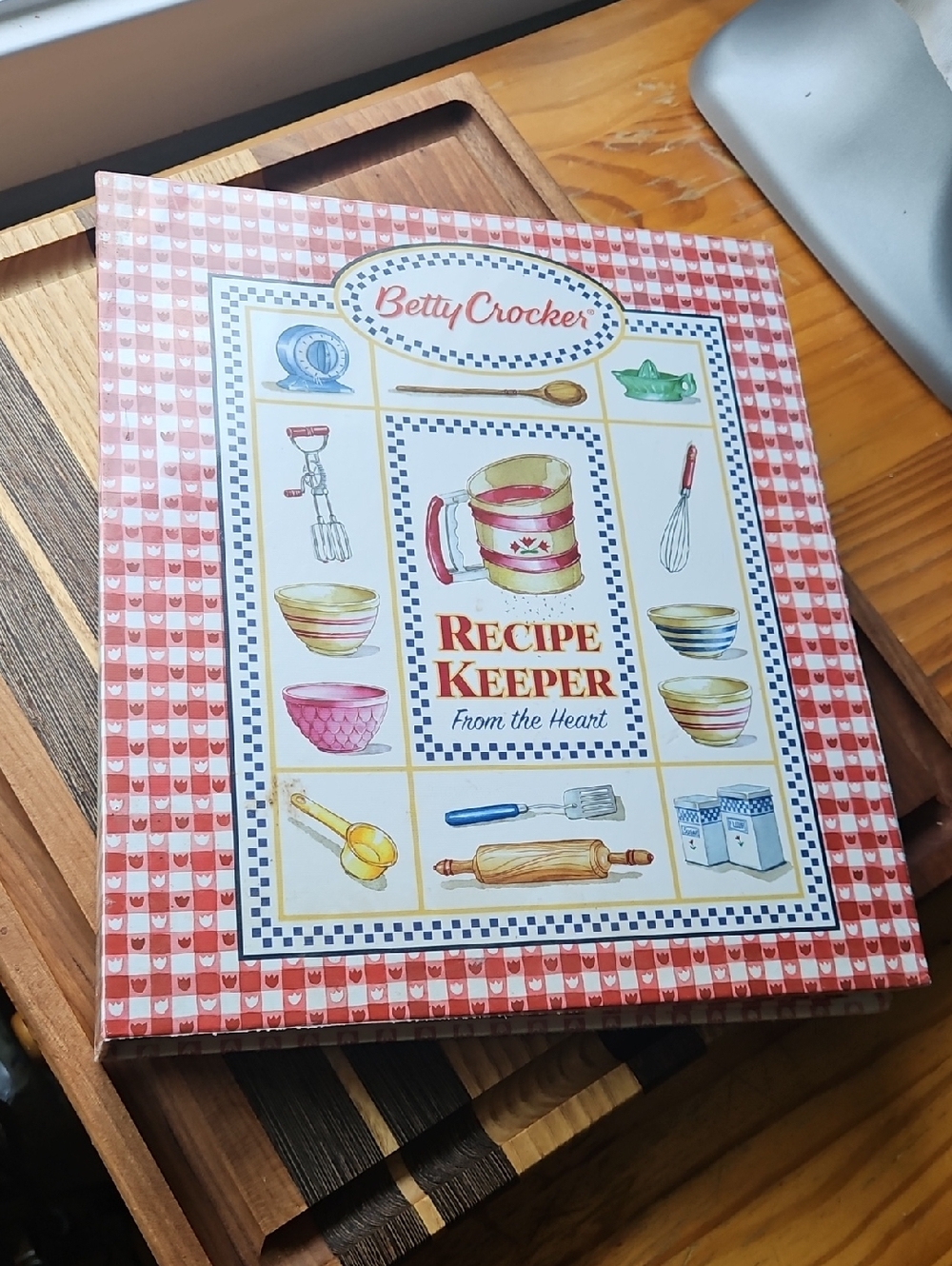 Betty Crocker Red and White Gingham Recipe Keeper